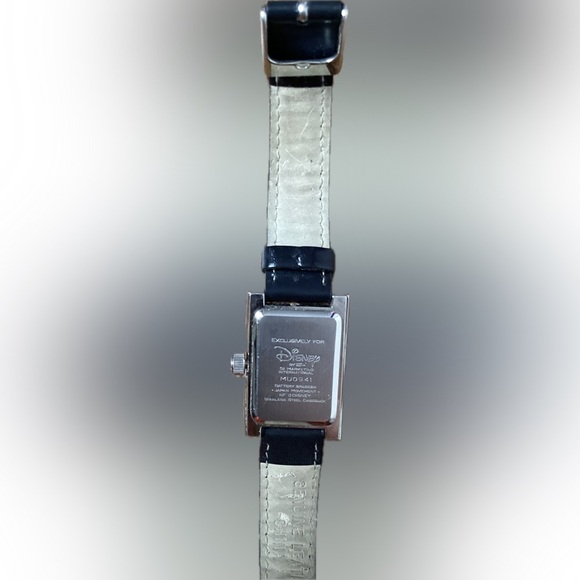 Disney’s Mickey Mouse Watch #MU0941 - Picture 2 of 2